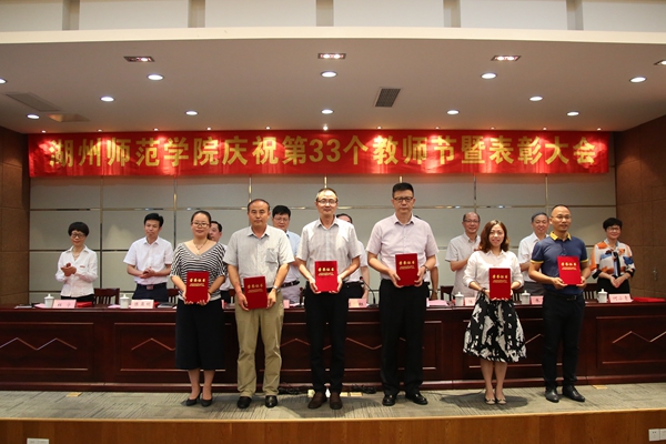 副本 1B2H5372.jpg 副本 1B2H5372.jpg